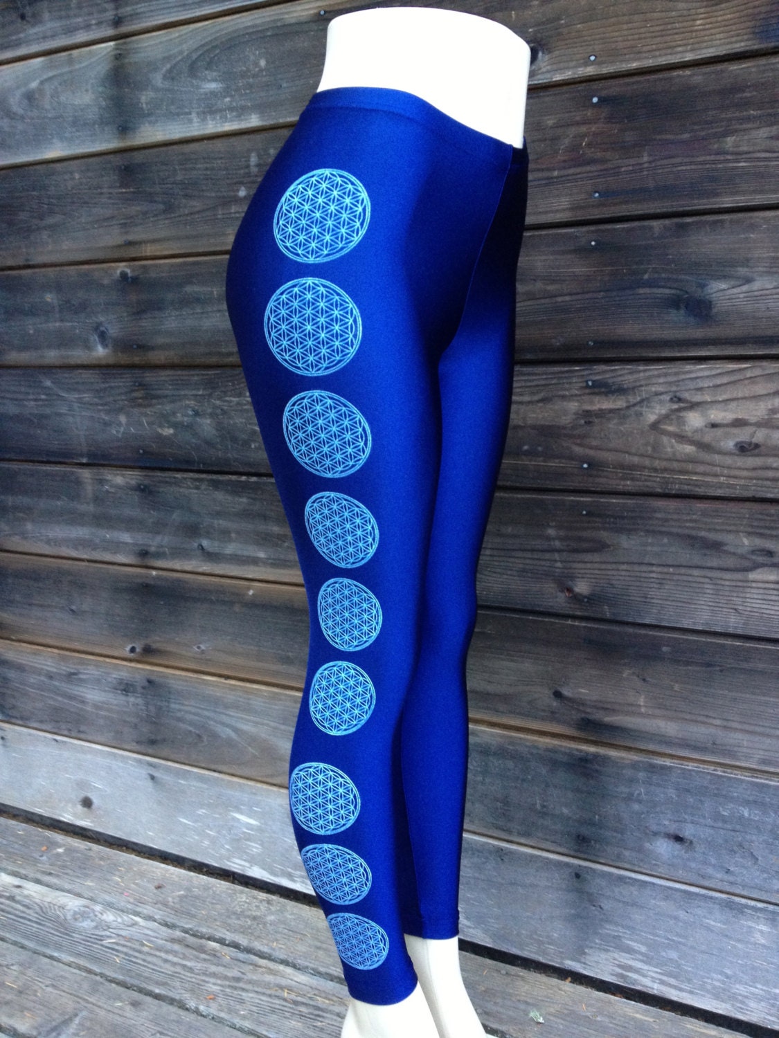FLOWER of LIFE Glow in the Dark Metallic Leggings