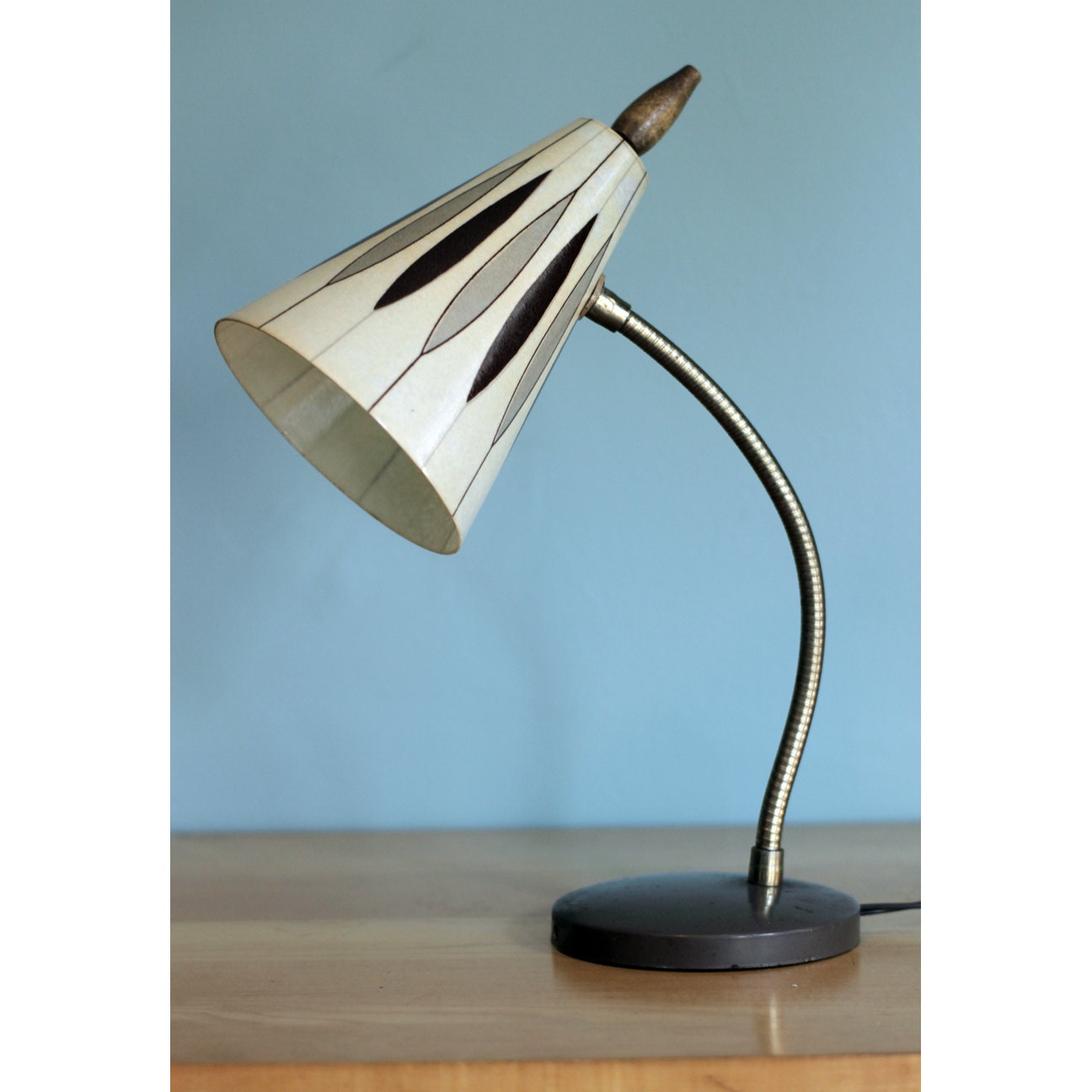 Vintage Fiberglass and Metal Gooseneck Lamp