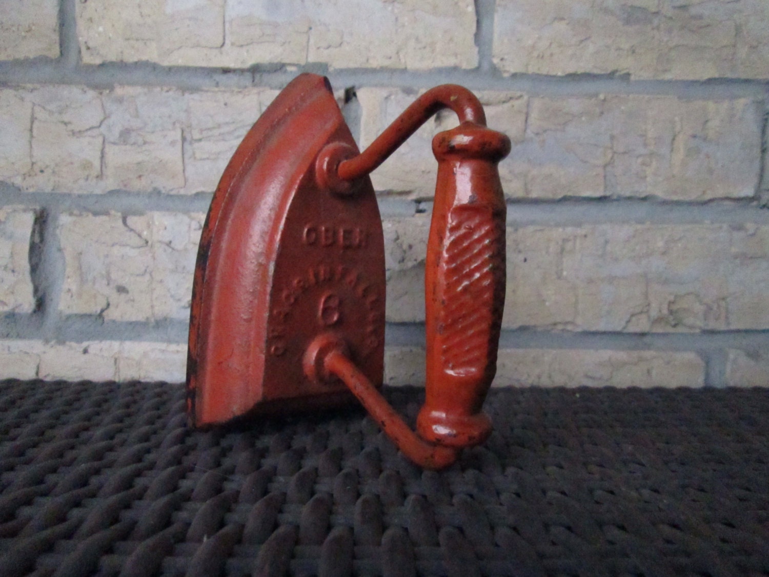 Antique Ober Sad Iron No. 6 Unique Red Color Cast Clothes Iron Chagrin Falls, Ohio Marked Shabby Chic Home Decor Display