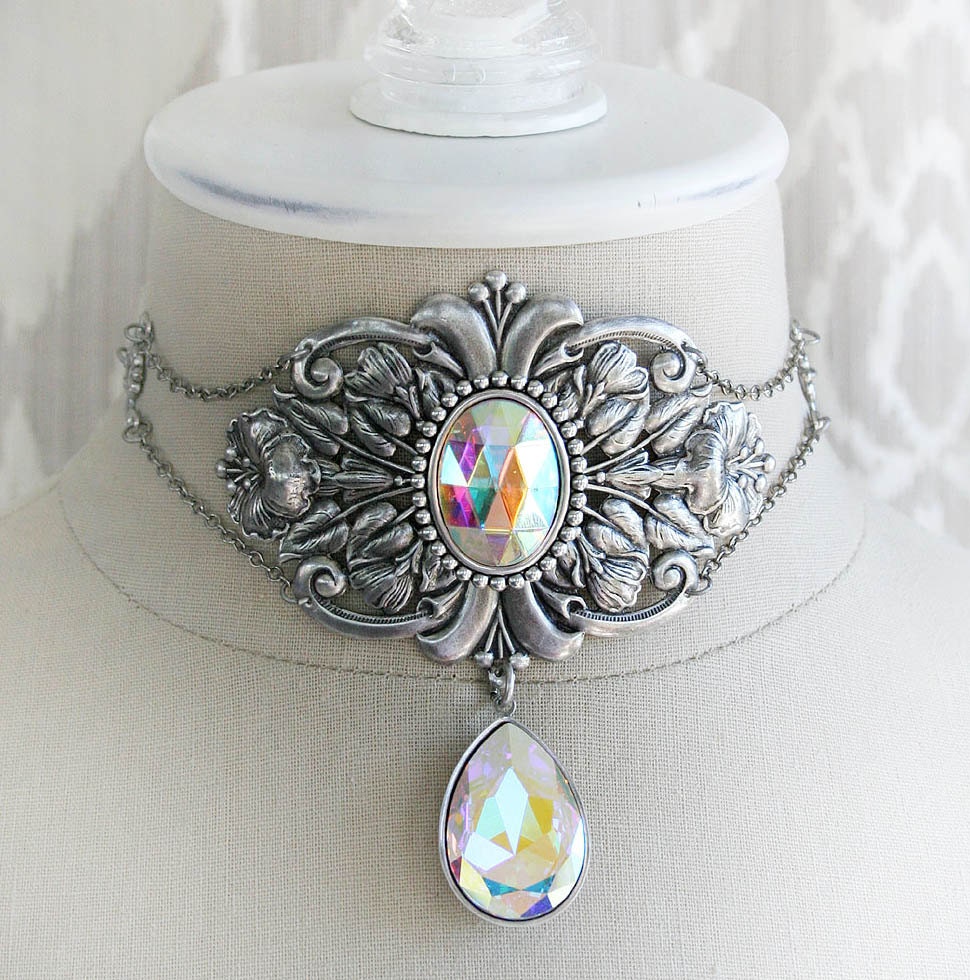 THE CRYSTAL GARDEN Victorian bridal choker, romantic fantasy choker in aged silver with Swarovski crystal