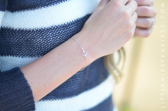 Sterling Silver sideways anchor bracelet.