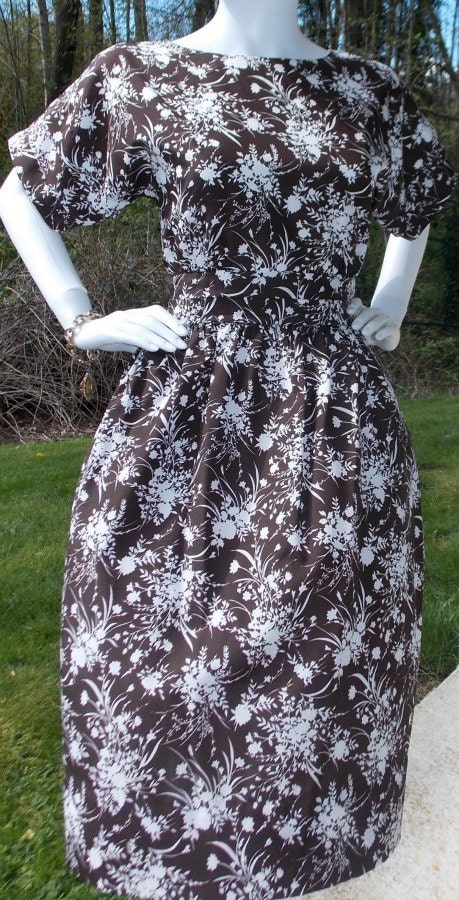 Chocolate Brown Floral 1960's Tea Dress - Mad Men Style
