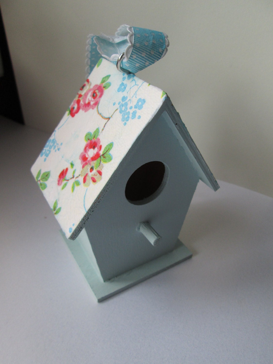 Decoupage Pale Blue Cath Kidston bird house - Shabby chic  Decoration - Shabby Chic Easter gift - Garden