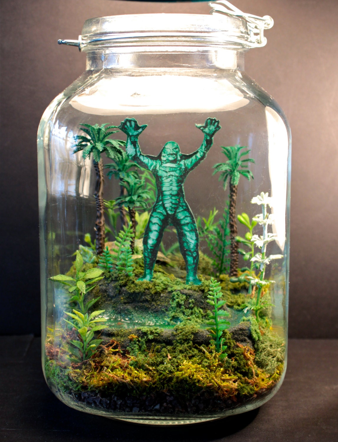 Creature from the Black Lagoon - Classic Horror Terrarium / Diorama