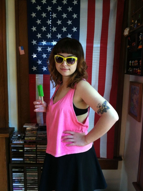 iii Neon Pink Vintage Crop Top iii
