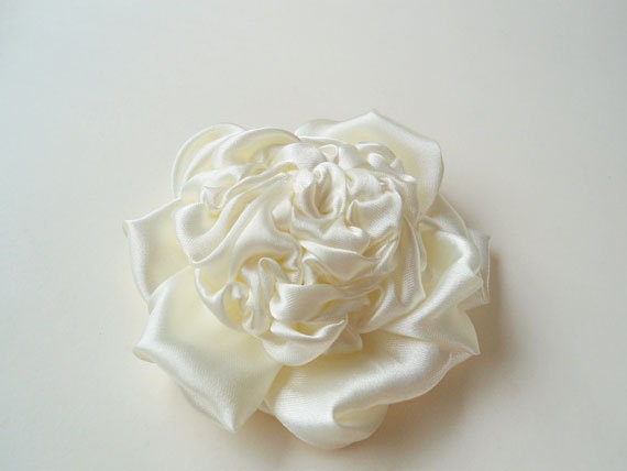 Wedding Hair Accessories, Bridal Hair Flower, Brides Yellow Floral Hair Pieces, Rosette Satin Fabric Flower Hair Clips Bridesmaids