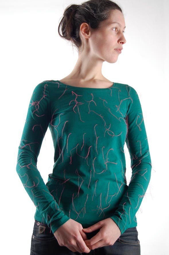 interactive shirt, sizes: S, M, L, XL, organic stretch cotton, embroidered, comfortable and playful, with Bespelingbrush