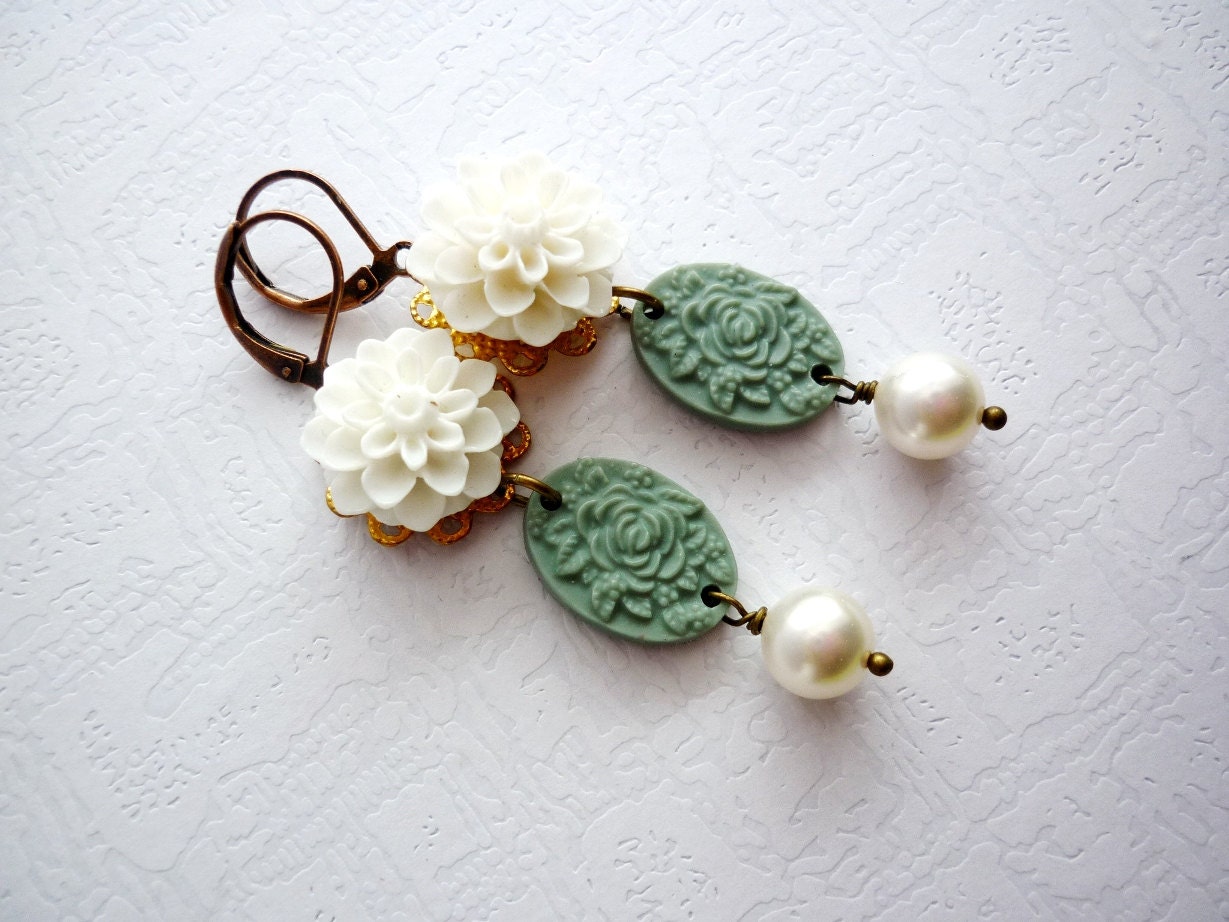 Wedding Jewelry Earrings, Green Floral Dangle Bronze Lace Earrings, Mum Flower, Green and White Weddings, Free Shipping to EU, US, CAN