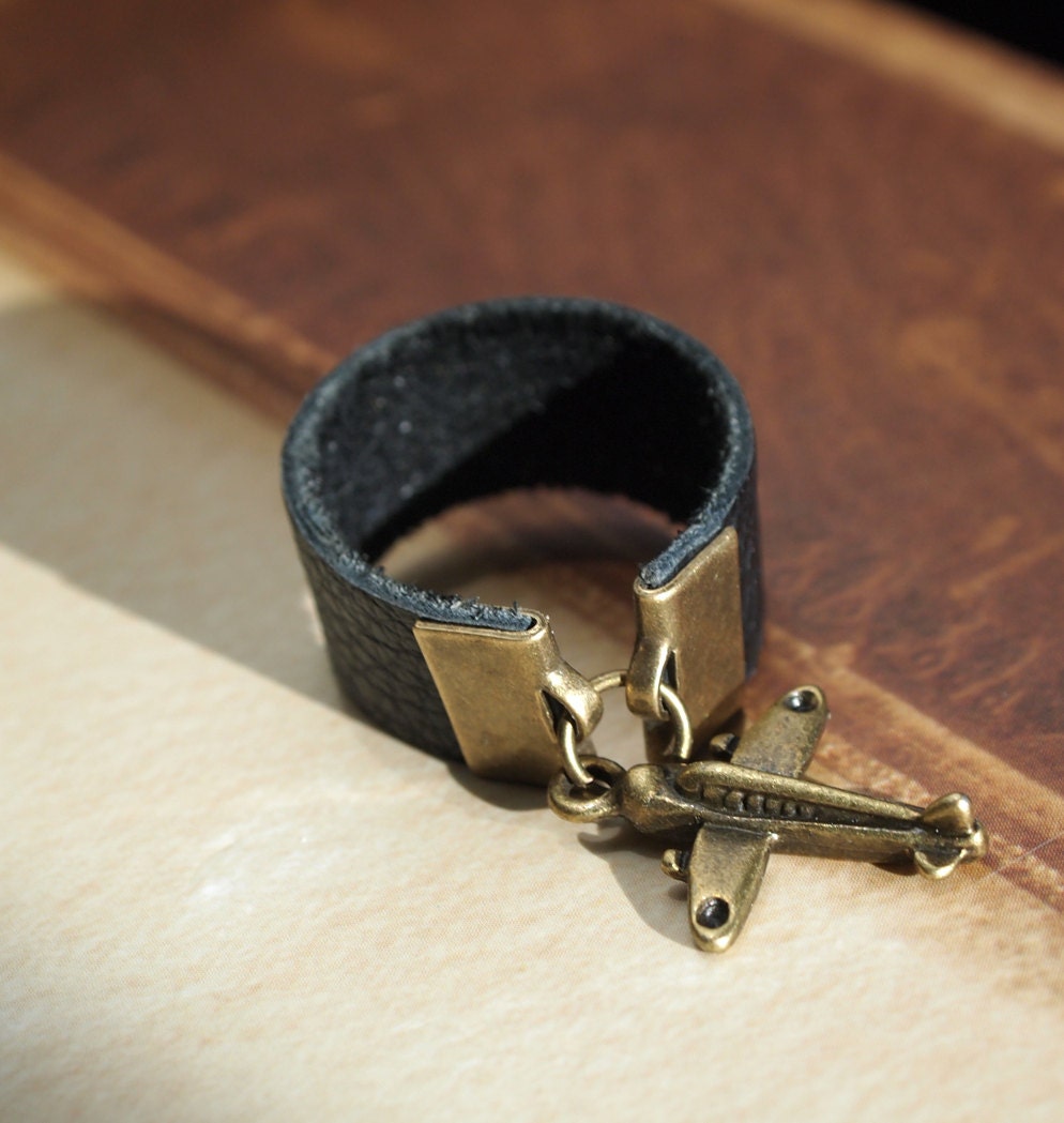 Steampunk Airplane Ring in Leather sz 5-15