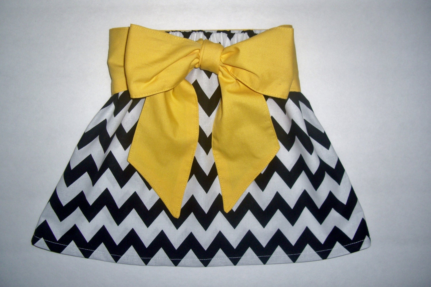 Black and White Chevron Skirt, Toddler Girl Size 2T, 3T, 4T, 5/6
