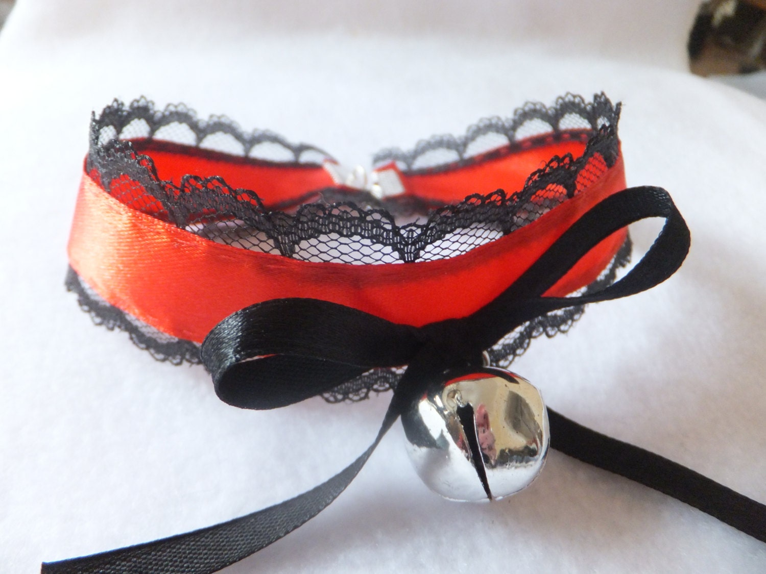 Red Cosplay Black Lace Silver Bell Cat Collar Maid Choker Cute Kawaii Emo Gothic Lolita Fancy Dress Kitten Play Pet Slave BDSM Fetish Anime