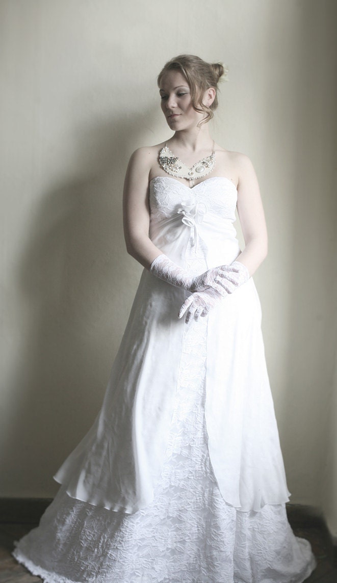 Lace Corset Wedding Dress - White Layered corset Princess wedding dress with Tulle underskirt
