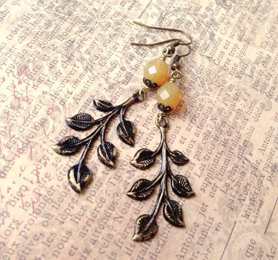 Leaf Earrings - Black - Dangle Earrings - Amber - Woodland