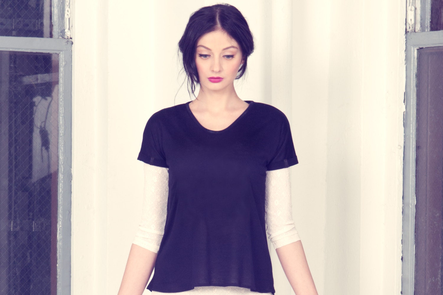 Silk Trim Tee- Black