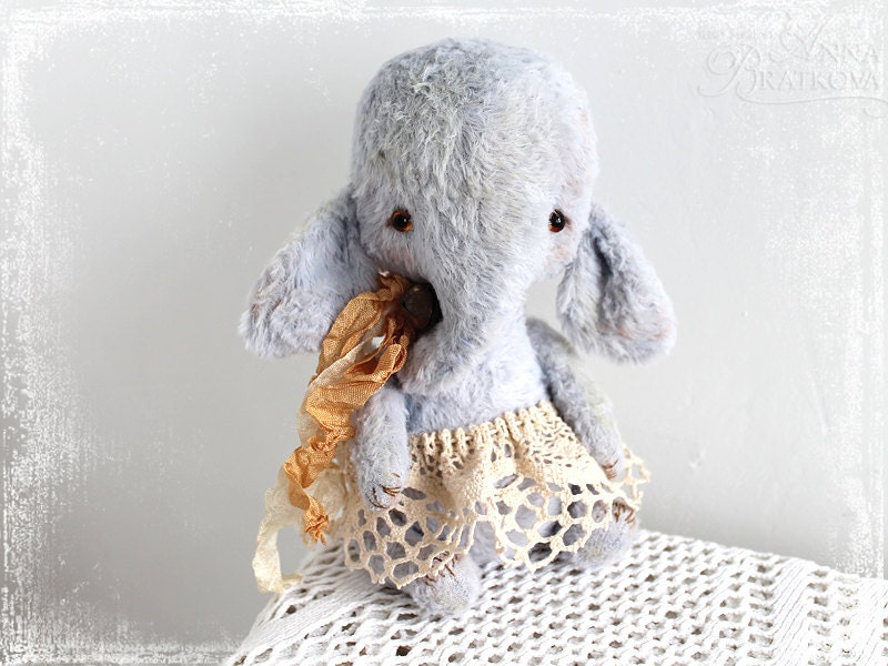 Artist Teddy Elephant Shirly 7 inch