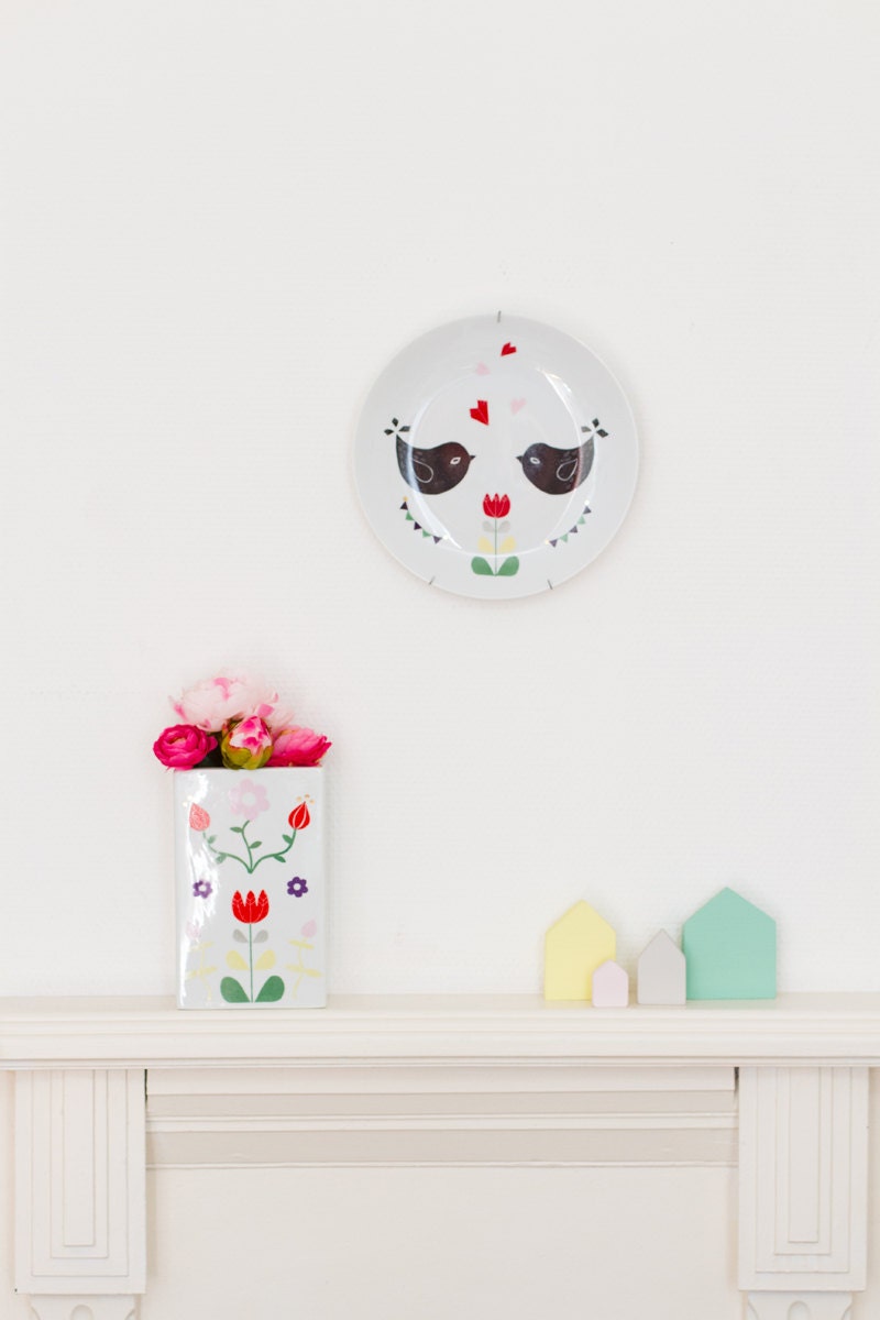 Decorative plate "Birds" to hang on the wall