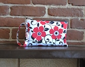 BUY 3, GET 1 FREE - Square Wristlet Zipper Pouch - Sonnet Red floral