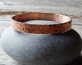 copper jewelry - hammered copper cuff - metalwork cuff - elegant artisan hammered copper bracelet // circle of peace