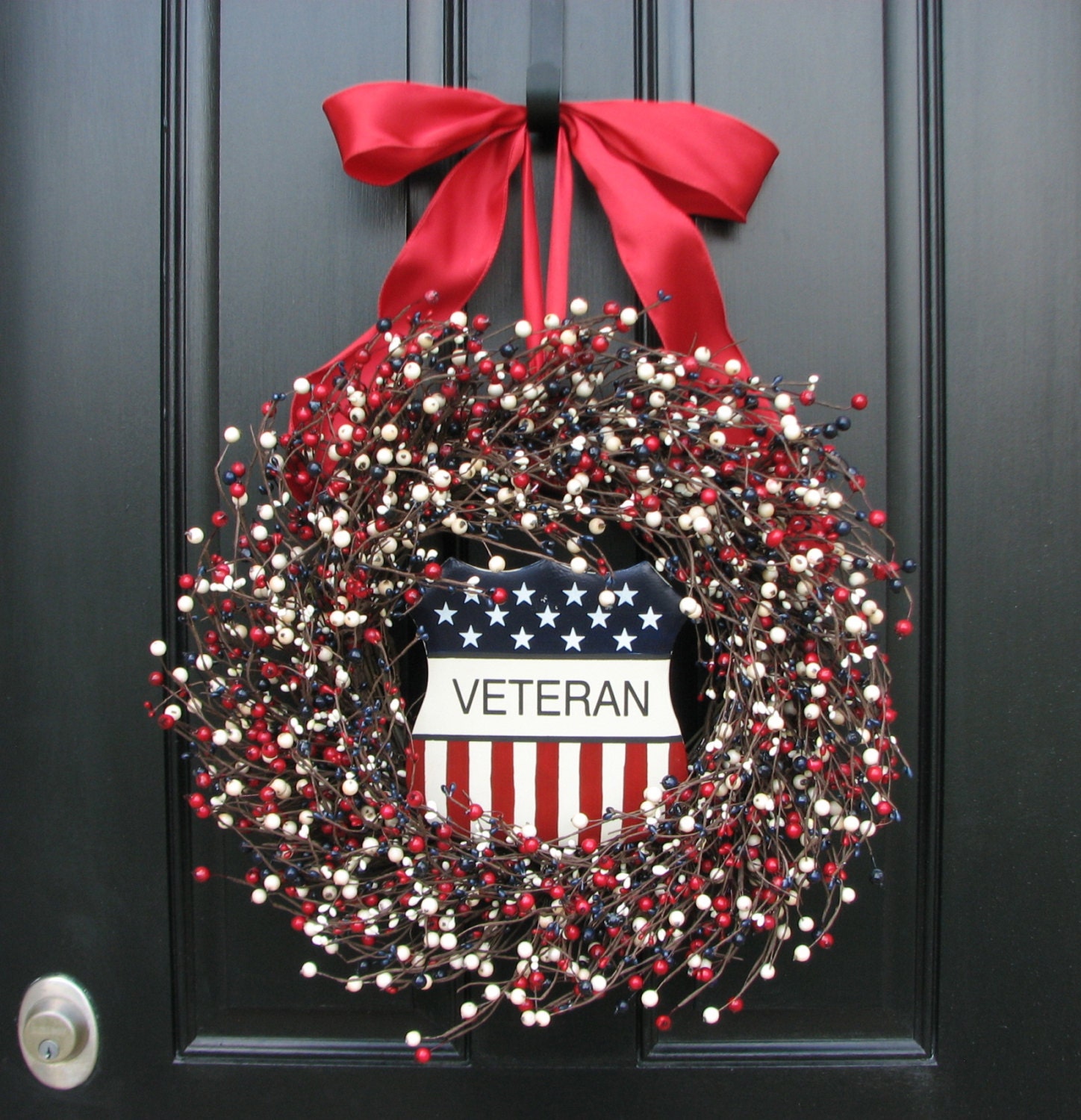 Berry Wreath, VETERAN, Patriotic Wreath, Pride for the USA, Memorial Day Wreath, 4th of July Wreath, Red, White and Blue