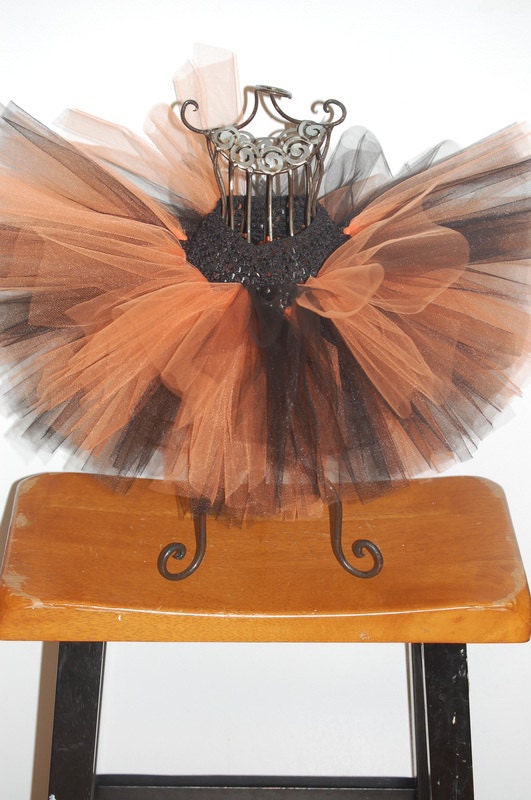Black and Orange Halloween Tutu sizes Newborn 3 mo 6 mo 9 mo 12 mo 18 mo 24 mo 2t 3t 4t 5 6 8 10 12 14