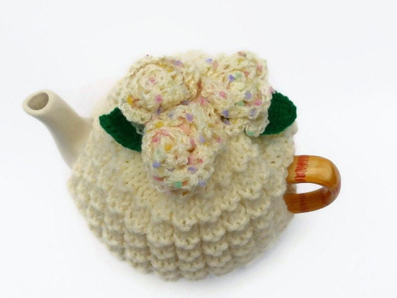 tea  cosie cozy hand knitted with lemon   crochet roses medium pot