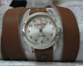 Leather Wrap Watch Handmade Round Retro Vintage Bracelet Wrap Camel Tan Leather Gold Bronze Watch lovely Roman Numbers pattern FREE SHIP