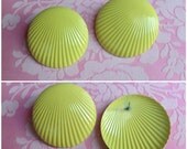 Vtg 80s Circle Enamel Pastel Yellow Stud Earrings