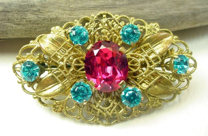 Czech Rhinestone Pin - Vintage Filigree Brooch