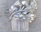 Acorn comb