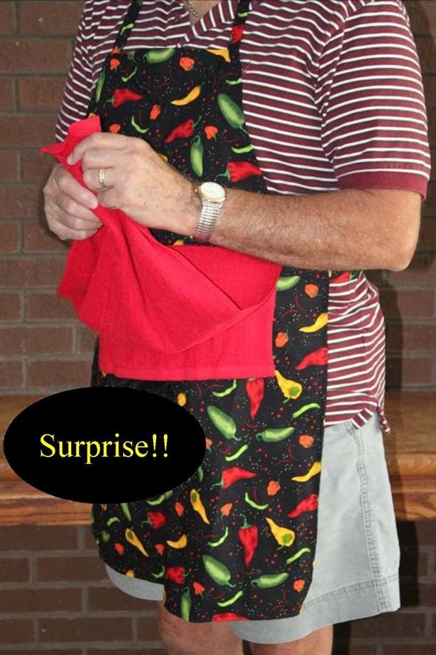HOT PEPPERS BBQ Apron w/ Penis Hidden Under Attached Towel