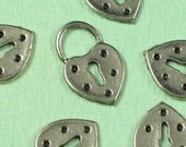 6 Antique Silver Heart Locket for Key Jewelry Finding 723