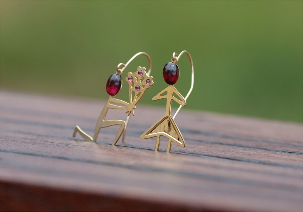 GIVING ROMANTIC earrings