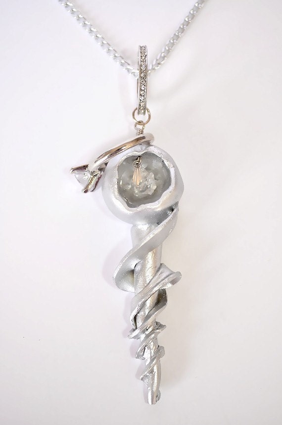 Serah Farron/ Snow Villiers Necklace FFXIII