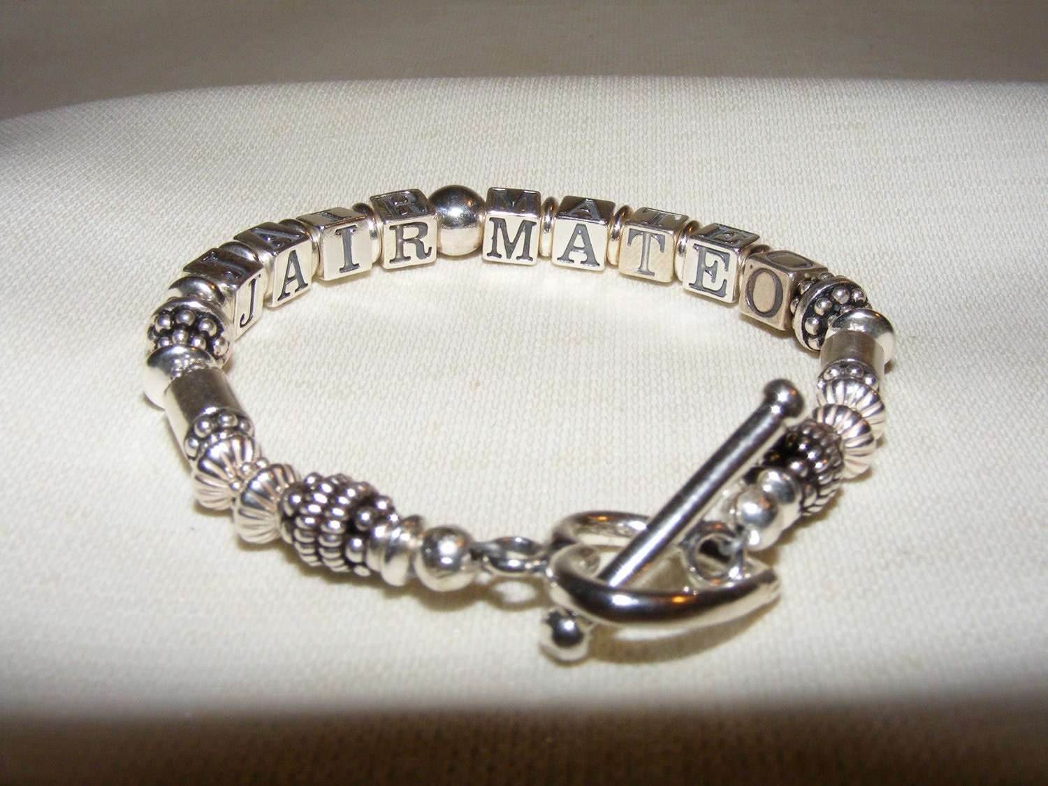 Name Bracelet - Single Strand