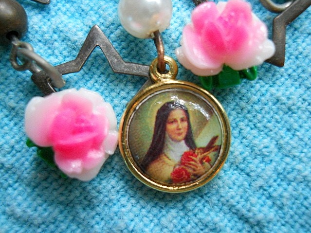 Car Rosary St. Therese Roses or Necklace Free Shipping US and Canada