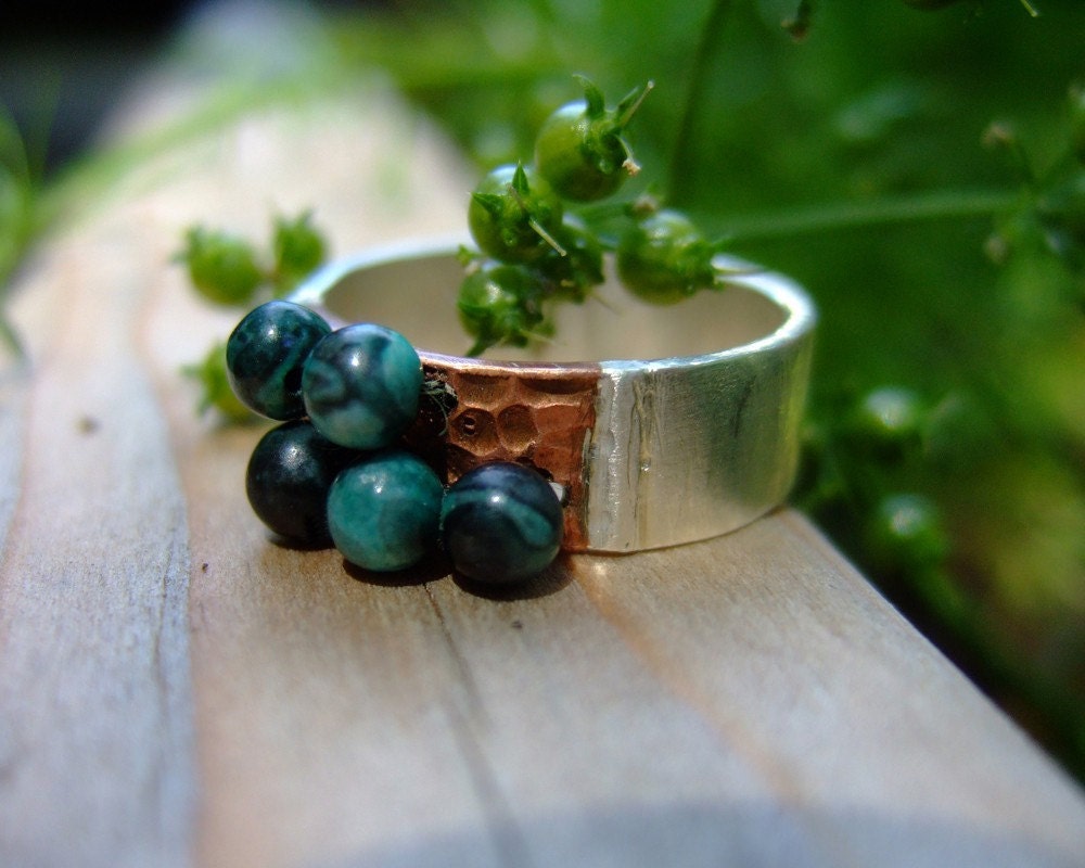Hammered copper & sterling silver malachite beaded ring: Five Pods