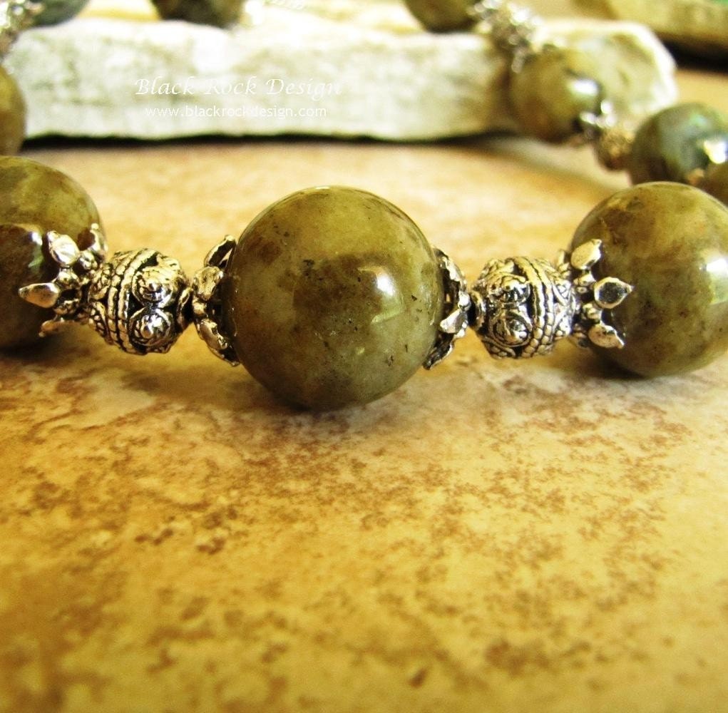 Larbradorite and Pewter Necklace "Luminosity"