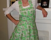Pretty Green Retro Apron - Flirty Everyday Housewife Apron
