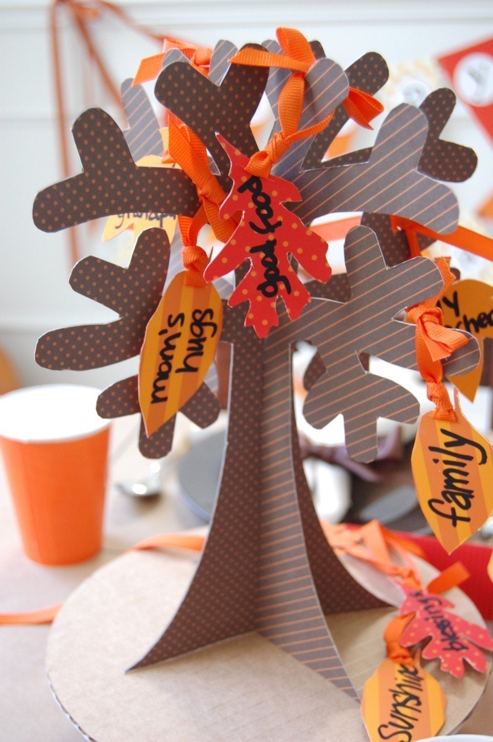 Tree of Thanks with Leaves - DIY printable papercraft