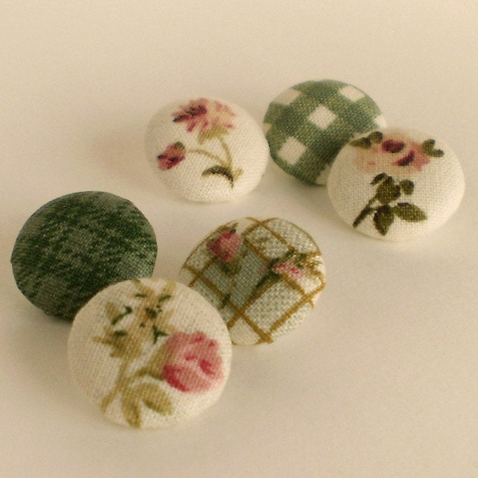 Fabric Buttons - Green Garden - 6 Small Beige, Pink Floral, Rose and Gingham Fabric Covered Buttons