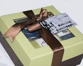 Tomato Leaf Gift Set - Olive Oil Soap, Body Lotion and Soy Candle, Fancy Matchbox