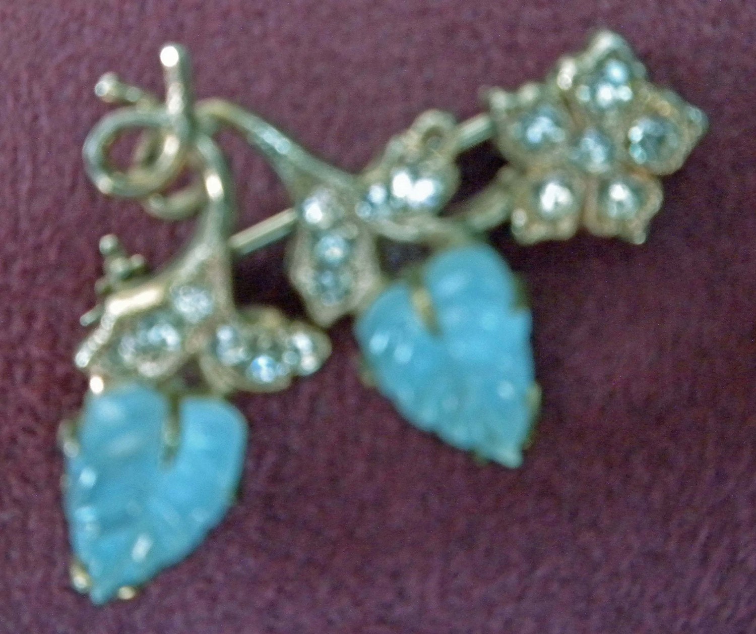 Retro Blue Leaf Pin
