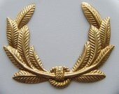 Greek Laurel Wreath Brass Charms and Jewelry Findings - Stamping (C)