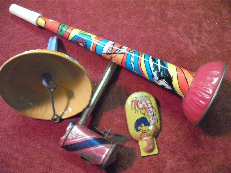 Vintage New Years Noise Makers Assortment