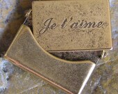2 Small Antique Gold Brass JE T'AIME Love insert Letter Smooth  Envelope Finding 746J