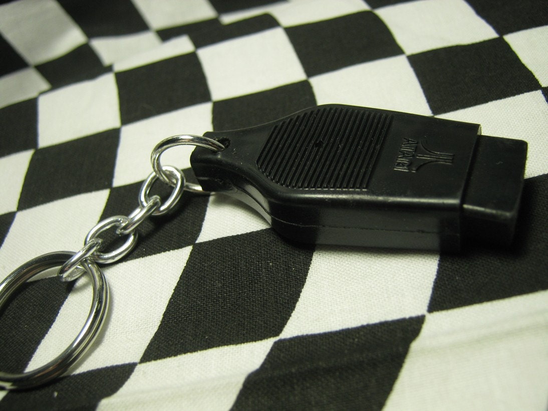 Pixel Pirate Edition - ATARI Keychain-Chomp