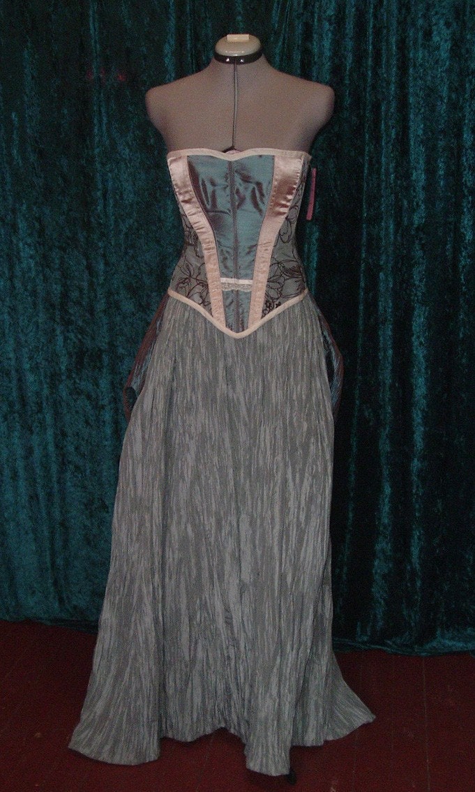 Alice in Wonderland - Alice's Dress