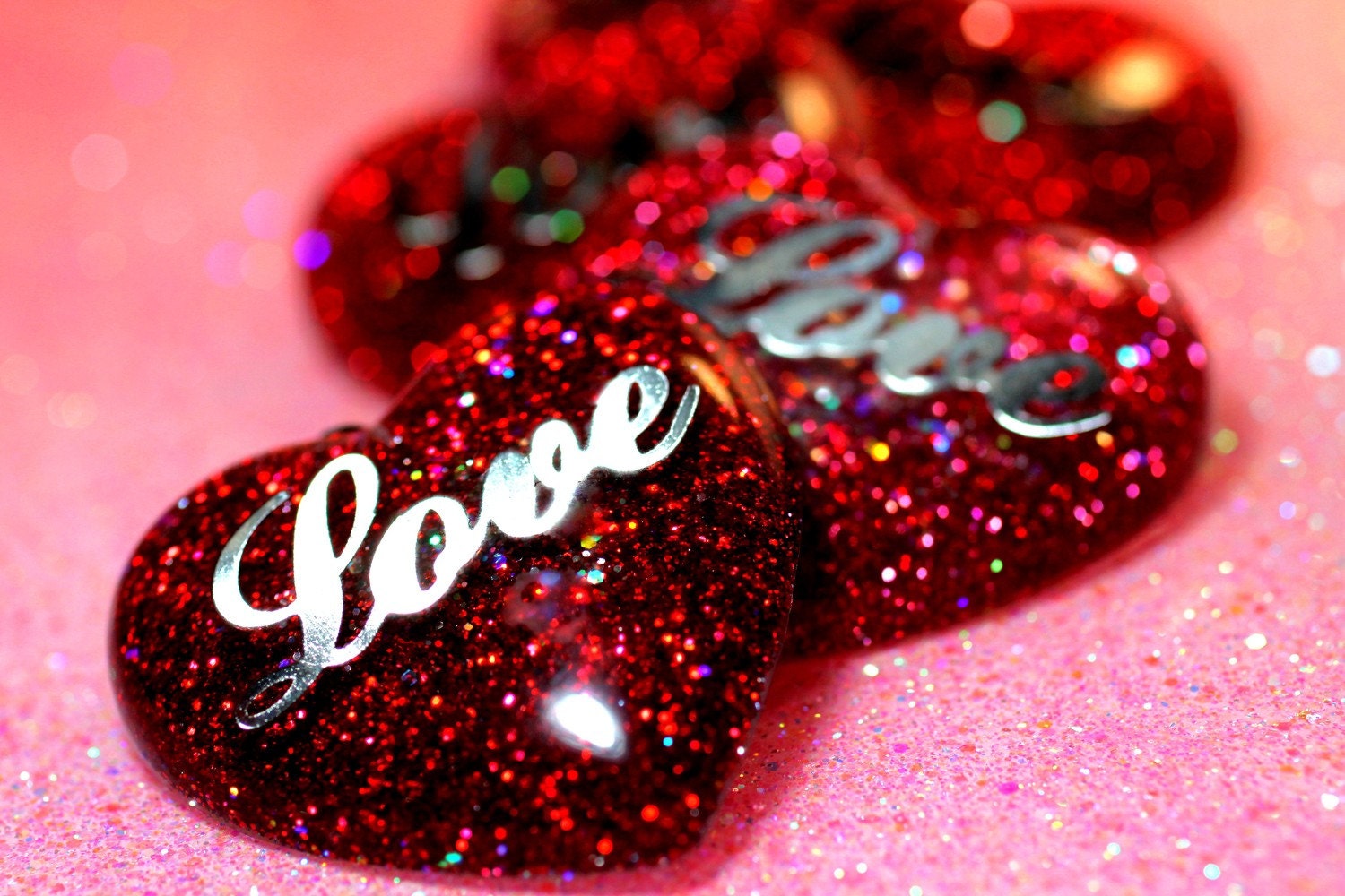 Chic Jewelry Big Red Resin Glitter Heart Necklace Love Token for all Occasions... handmade by isewcute