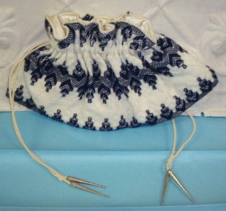 Fab Vintage Woven Cinched Drawstring Clutch Handbag