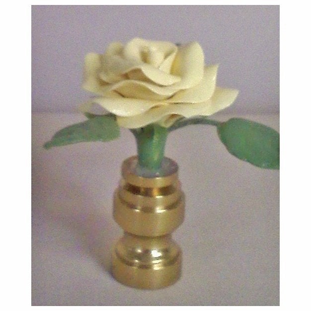 Rose Lamp Finial Yellow